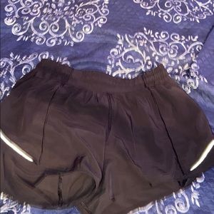 Lululemon Hotty Hot shorts
